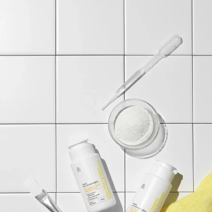 LIFAR Vita Bubble Cleanser with enzyme effect for smooth and refreshed skin